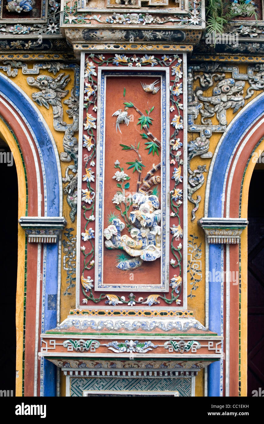Un dipinto di garden gate nella Cittadella, quello dei Kinh Thanh Hue, tonalità, Vietnam Foto Stock