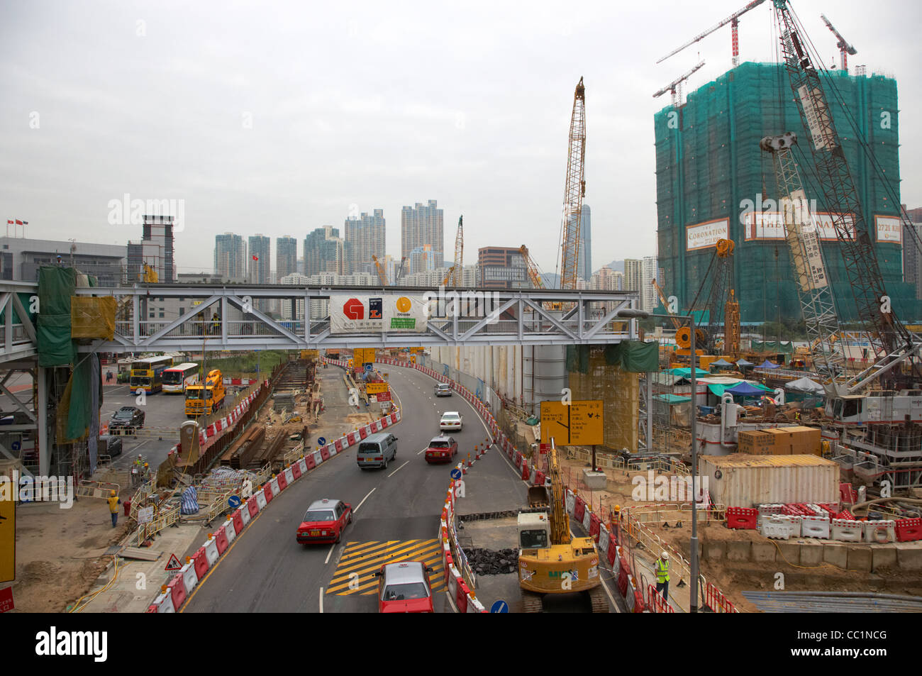Nuovo sito di costruzione e sviluppo di incoronazione in costruzione su terreni bonificati in West Kowloon Hong kong RAS di Hong kong cina asia Foto Stock