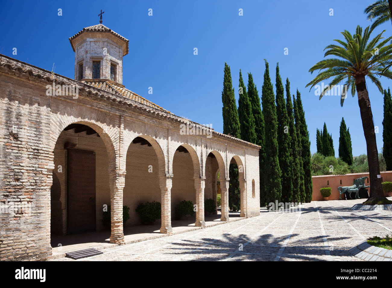 Cortile interno (el Patio de Armas) di Alcazar in Jerez de la Frontera Foto Stock