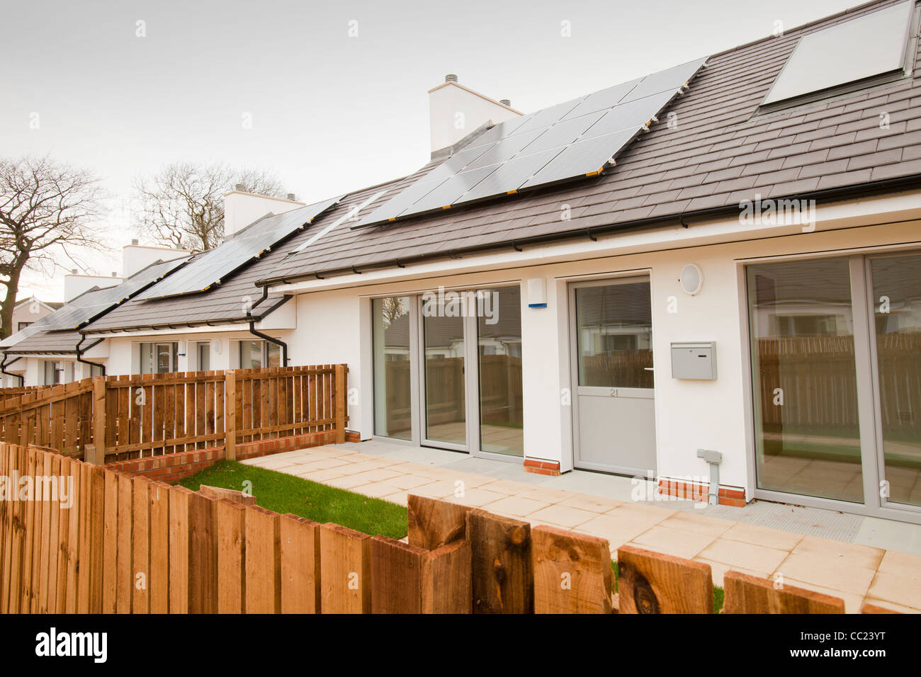Passivhaus case in Sunderland che sono estremamente termicamente efficiente e carbonio neutro. Foto Stock