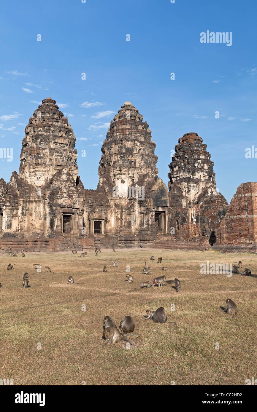 Le rovine di Prang Sam Yot, Lopburi, Asia Foto Stock