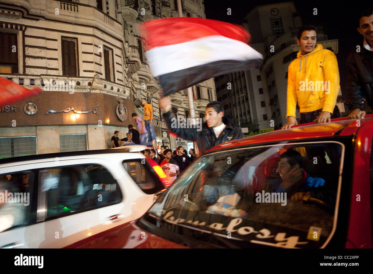 Folle allegria gioiosamente nel centro de Il Cairo, Egitto. Foto Stock