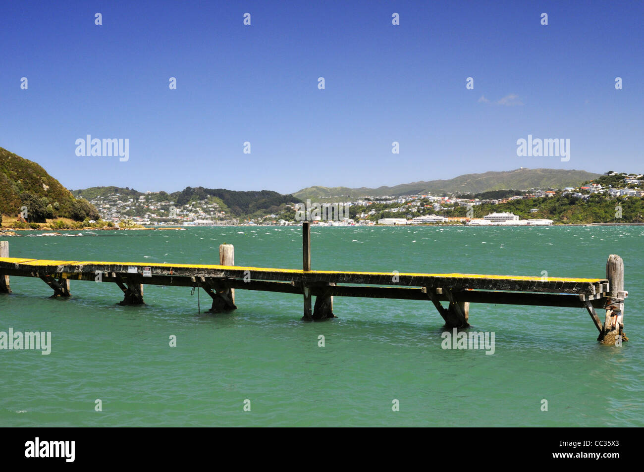 Shelly in disuso Bay Wharf, Wellington, Nuova Zelanda. Foto Stock