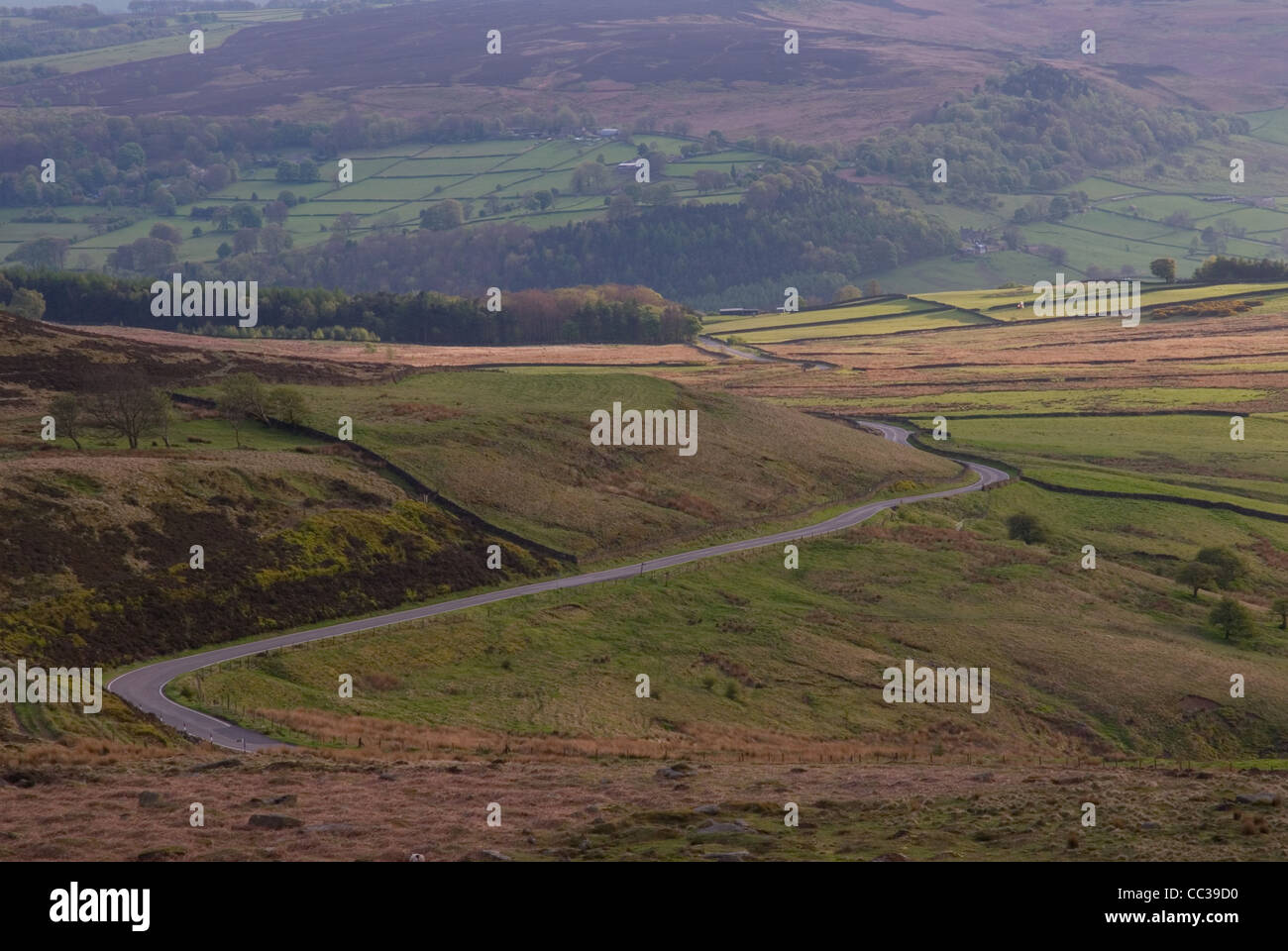 Scena di paesaggio del Parco Nazionale di Peak District Foto Stock