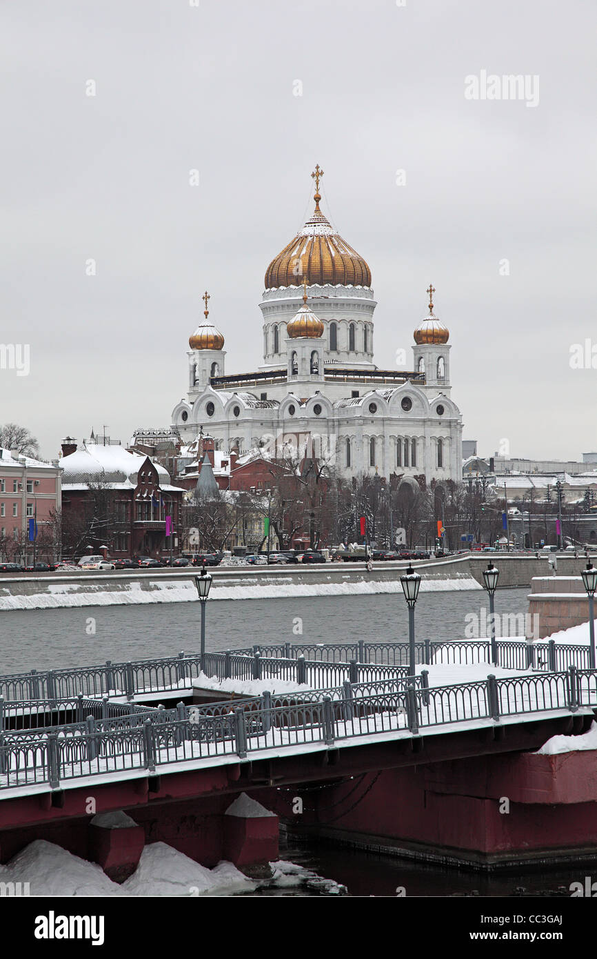 La Cattedrale di Cristo Salvatore. Fiume Moskva, Mosca, Russia. Esclusivamente per Alamy. Foto Stock