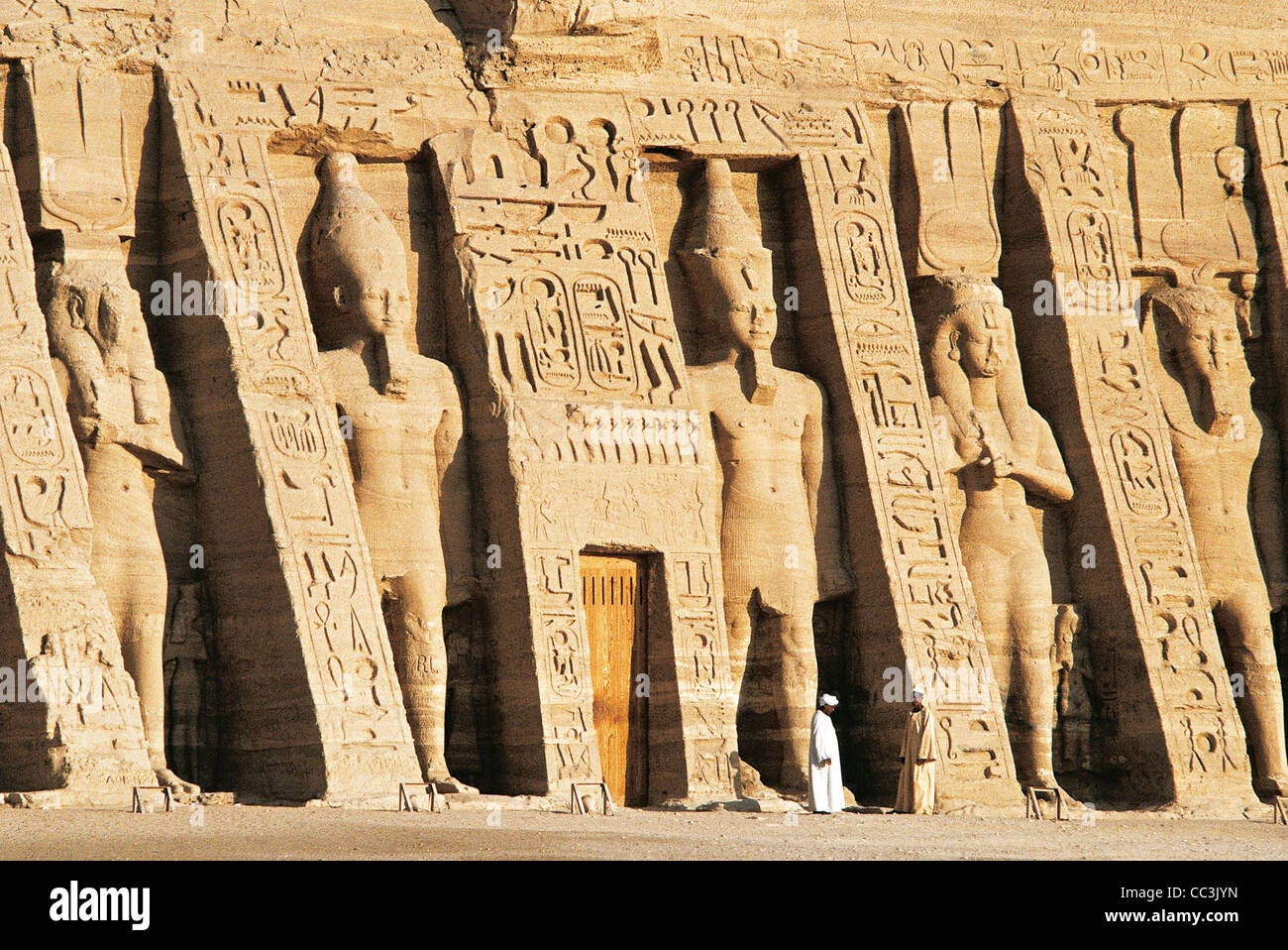 L'Egitto. Monumenti nubiano ad Abu Simbel (patrimonio mondiale Unesco, 1979). Dedicato alla dea Hathor tempio di Nefertari su Foto Stock