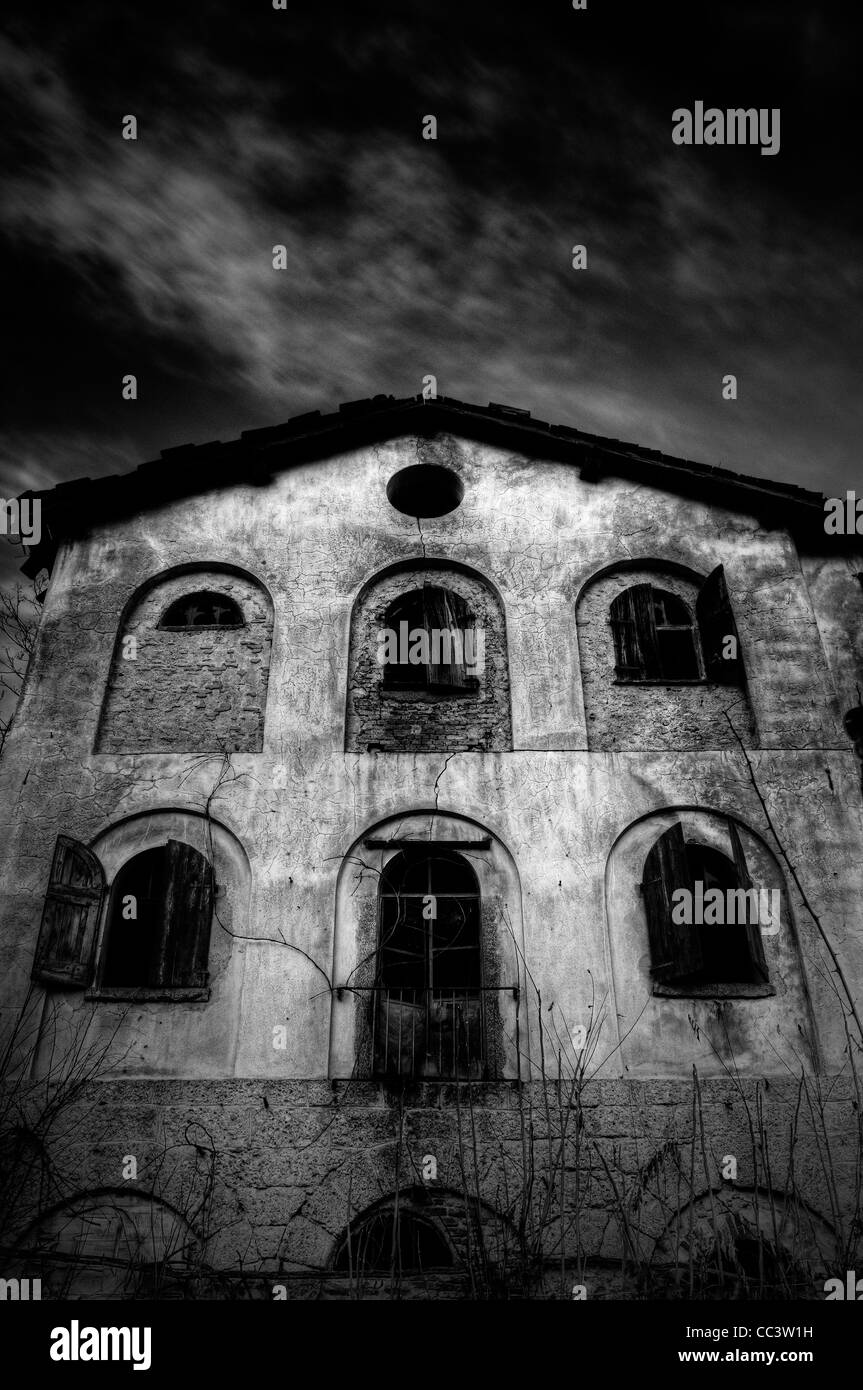 Casa abbandonata windows Foto Stock