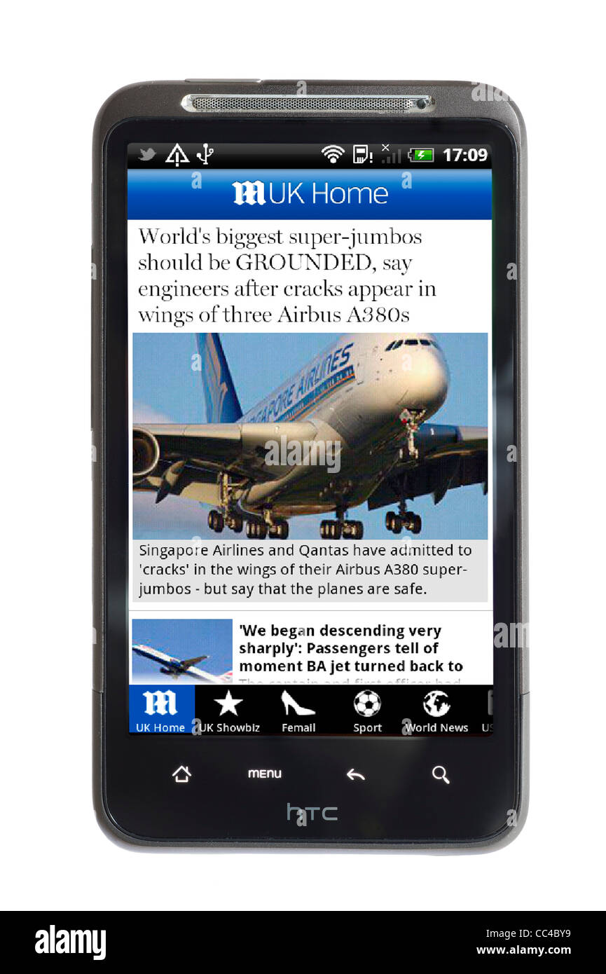 Il Daily Mail Giornale Online app su un smartphone HTC Foto Stock
