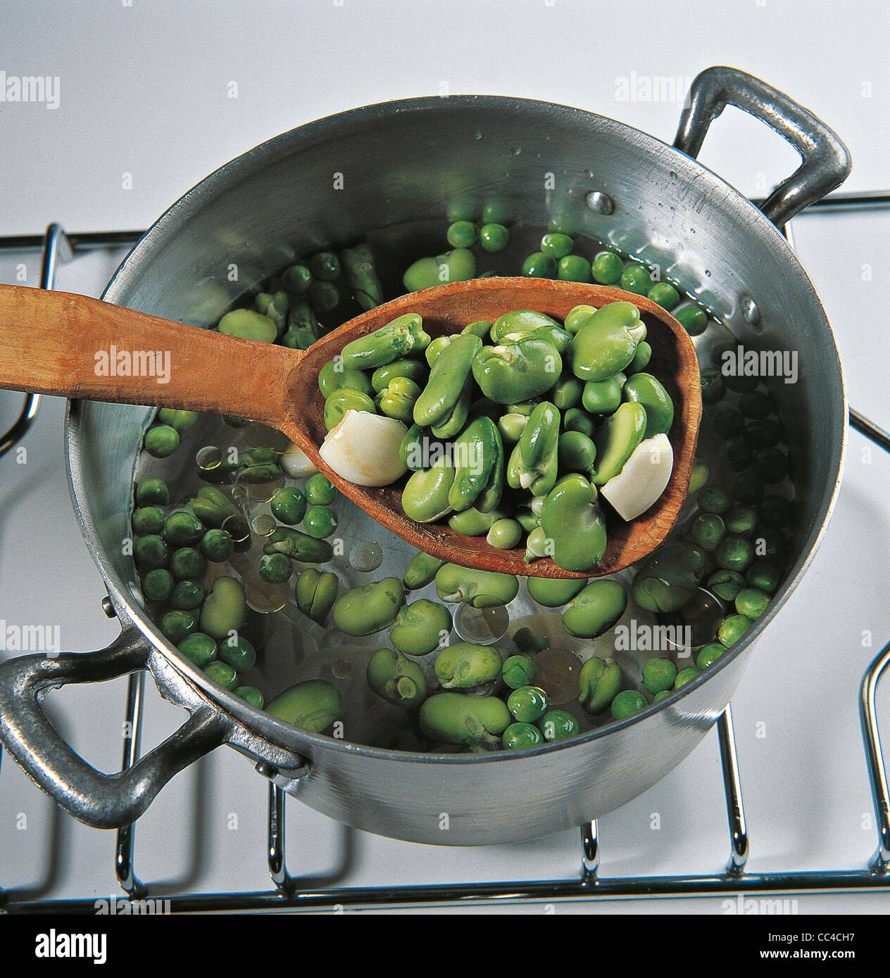 Cucina: minestra di fagioli 4 (Feves A La Nage) Foto Stock