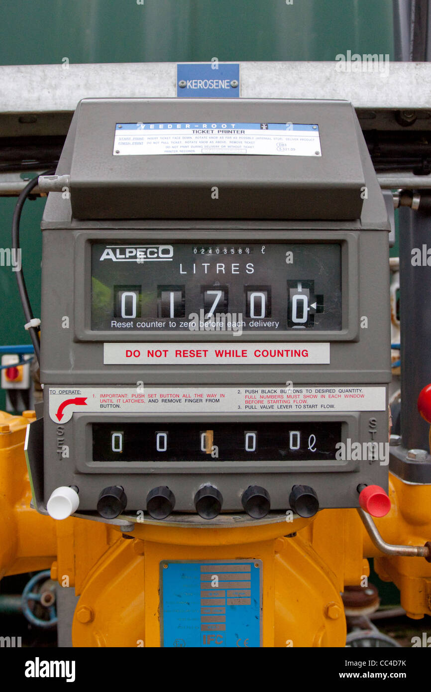 Il sistema di dosaggio del carburante al petrolio il deposito. Misuratore Alpeco Foto Stock