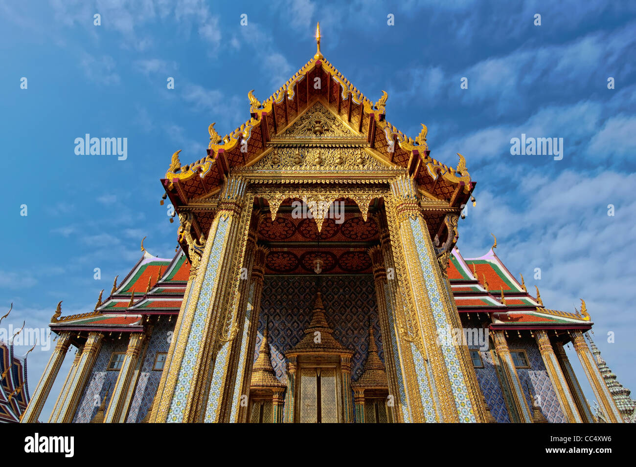 Il Pantheon Reale situato al Tempio del Buddha di Smeraldo (Wat Phra Kaew) a Bangkok, in Thailandia. Foto Stock