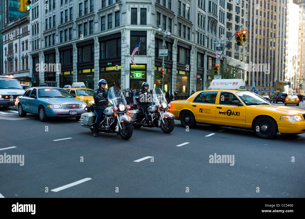 New York del Dipartimento di Polizia di polizia moto di pattuglia Foto Stock