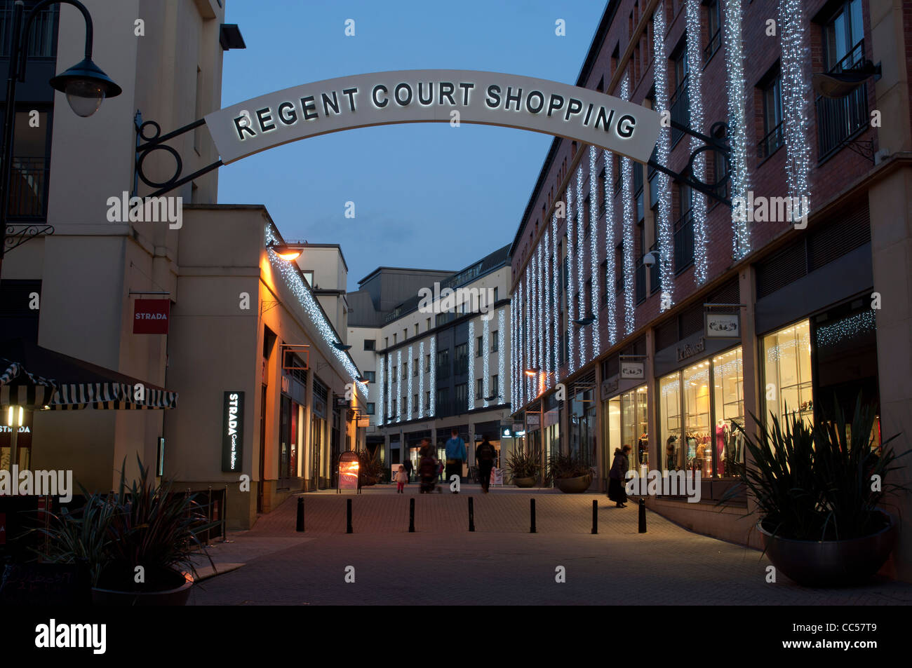 Regent Court a Natale, Leamington Spa, England, Regno Unito Foto Stock