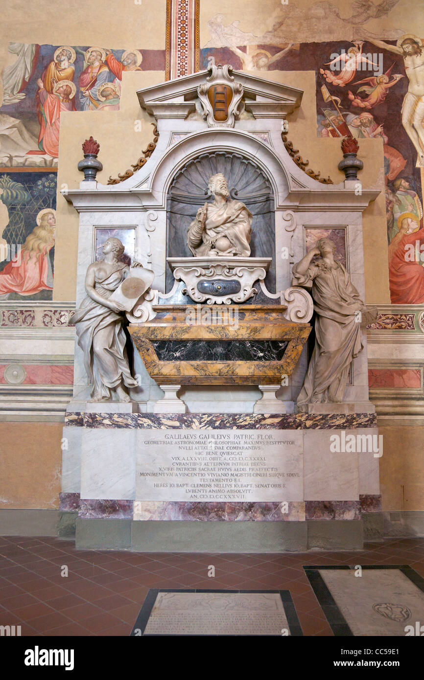 Tomba di Galileo, Basilica di Santa Croce a Firenze, Toscana, Italia,  Europa Foto stock - Alamy