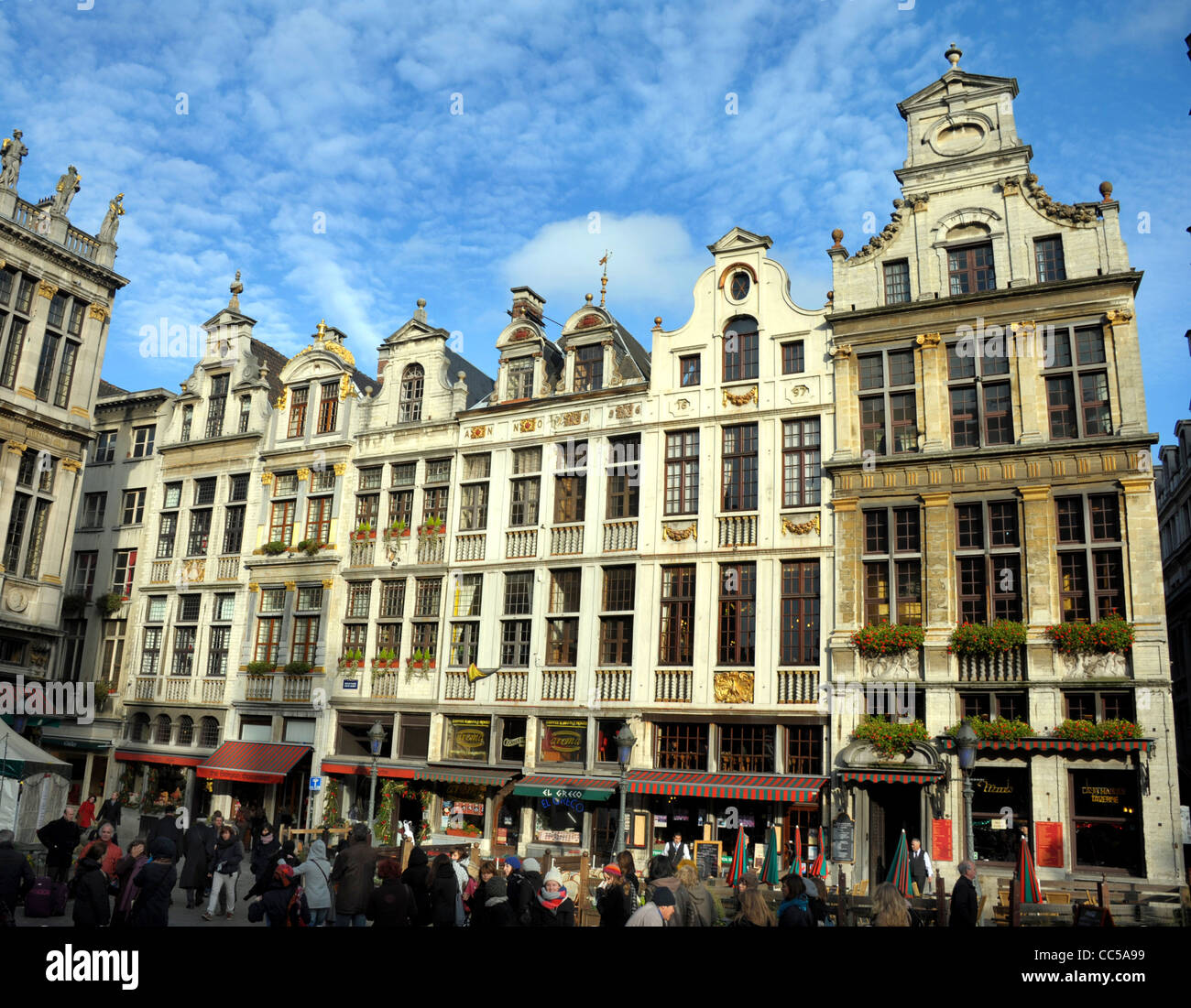 Le case delle corporazioni sulla grande piazza di Bruxelles, Belgio Foto Stock