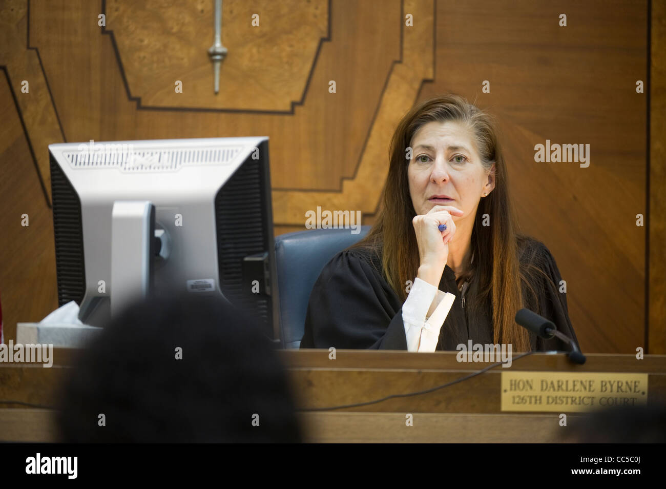 Family Court a legge di giustizia Darlene Byrne routine maniglie bambino custody casi nelle sue aule di tribunale di Austin in Texas Foto Stock