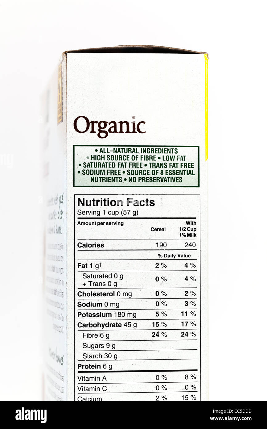 Organici di scatola di cereali, etichetta nutrizionale, close up Foto Stock