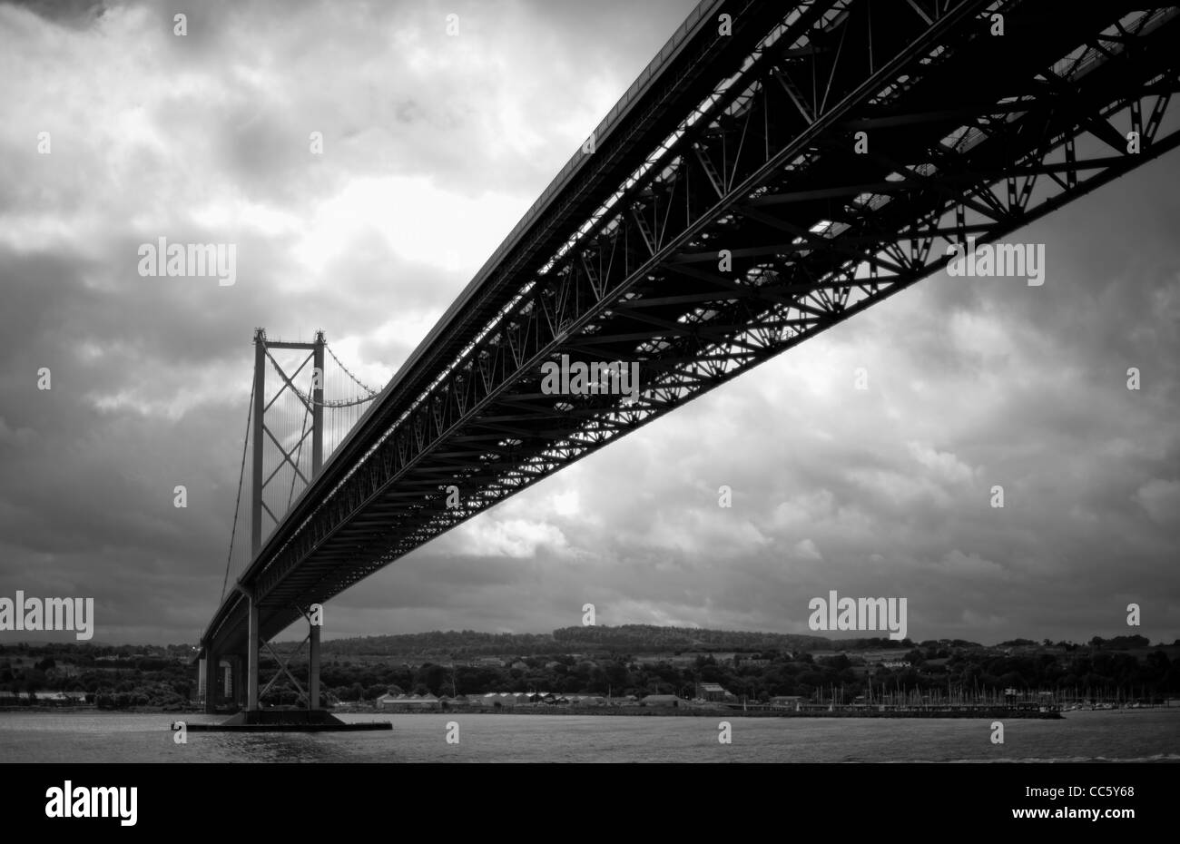 Il Forth Road Bridge in Scozia. Foto Stock