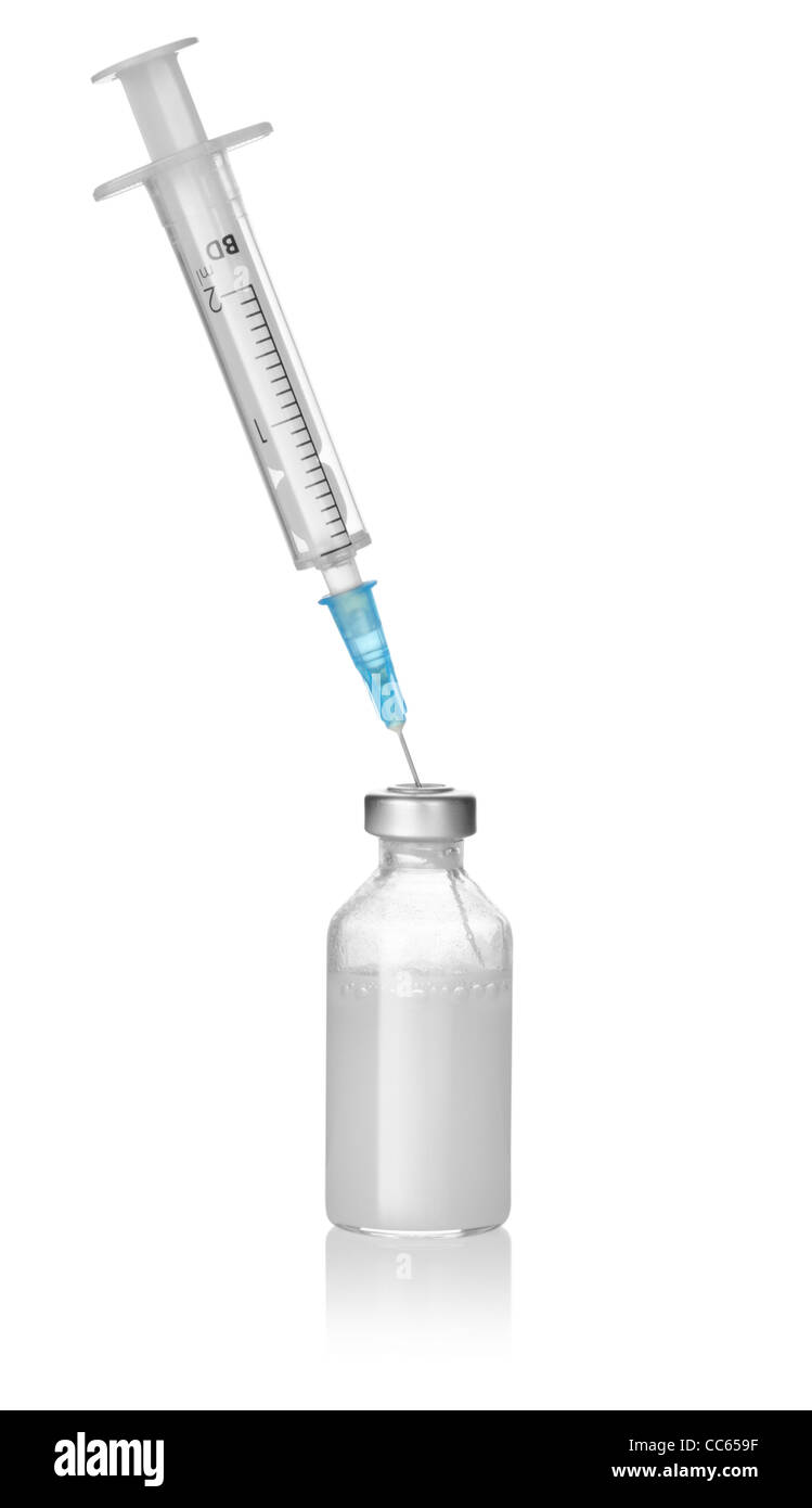 L'insulina e la siringa isolati su sfondo bianco il percorso Foto Stock