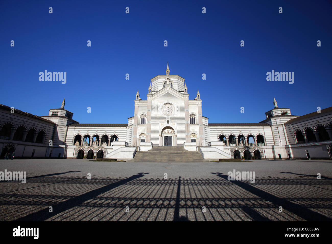 Il Famedio entrata edificio al Cimitero Monumentale di Milano, Italia Foto Stock