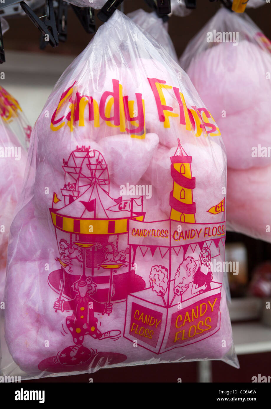 Sacchetti di Candy Floss in vendita a Margate Foto Stock