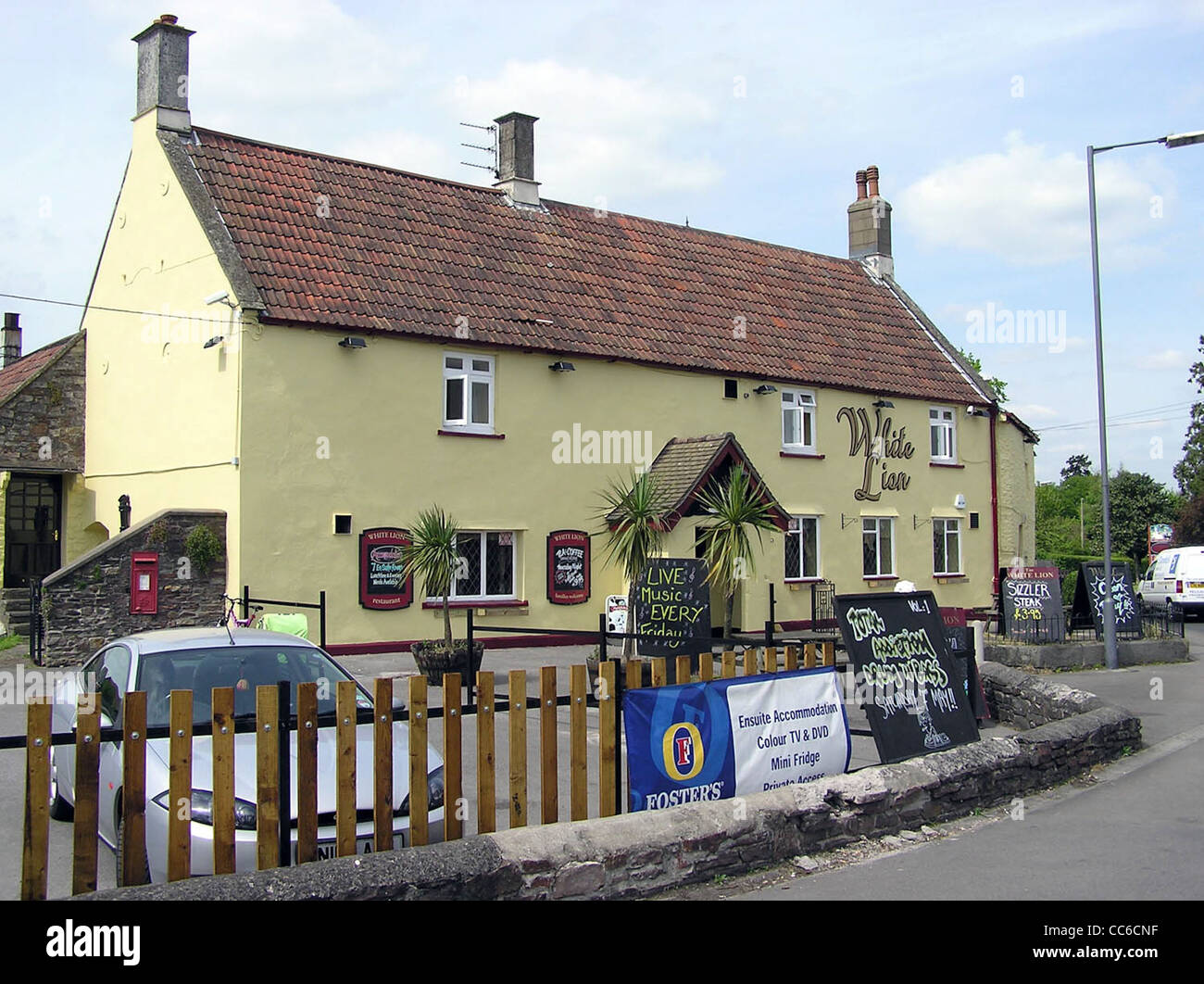 Un Yate pub, The White Lion. Foto Stock