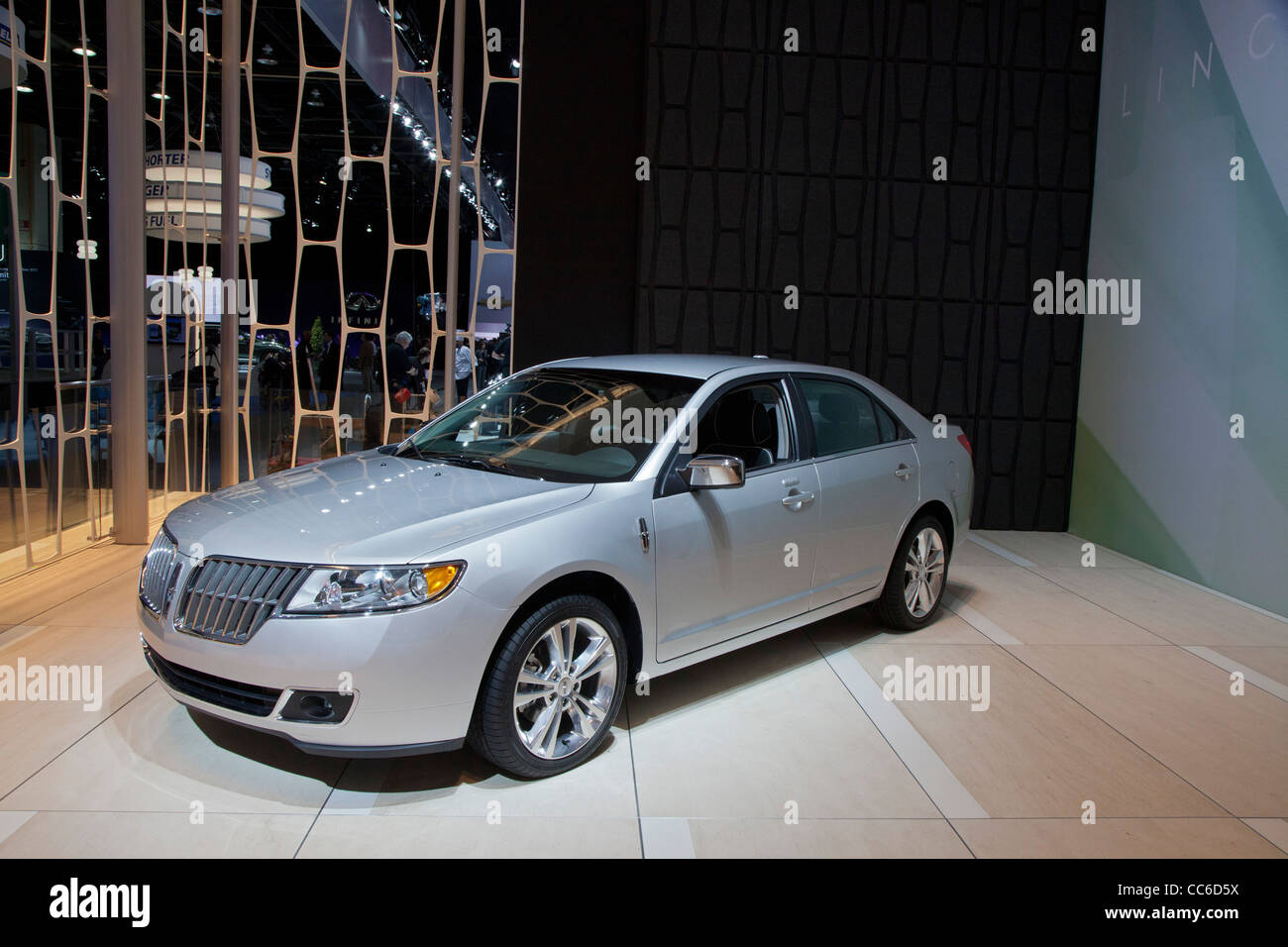 Detroit, Michigan - Il 2012 Lincoln MKZ sul display al North American International Auto Show. Foto Stock