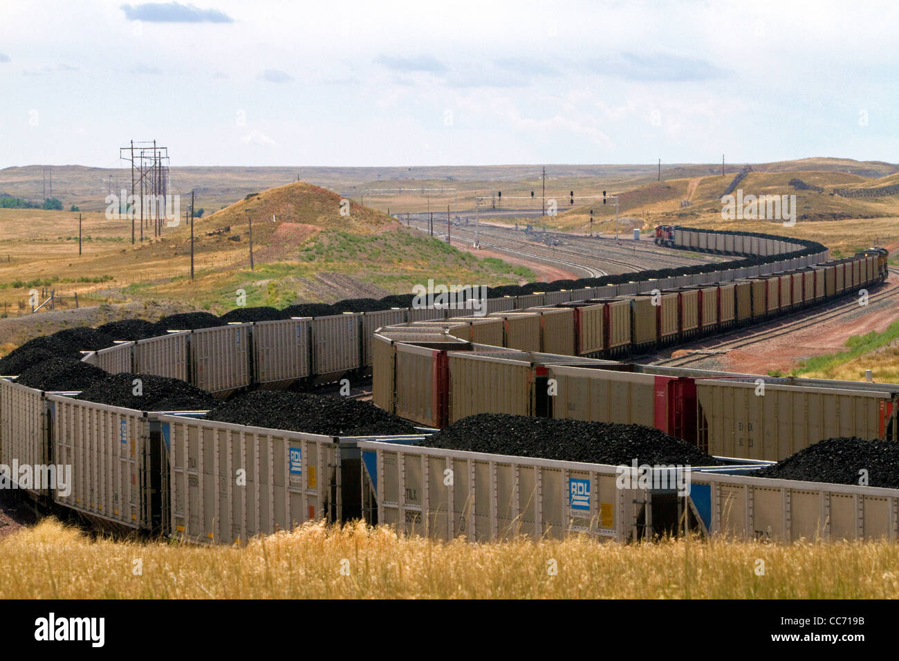 Massa di carbone di treni in Campbell County, Wyoming negli Stati Uniti. Foto Stock