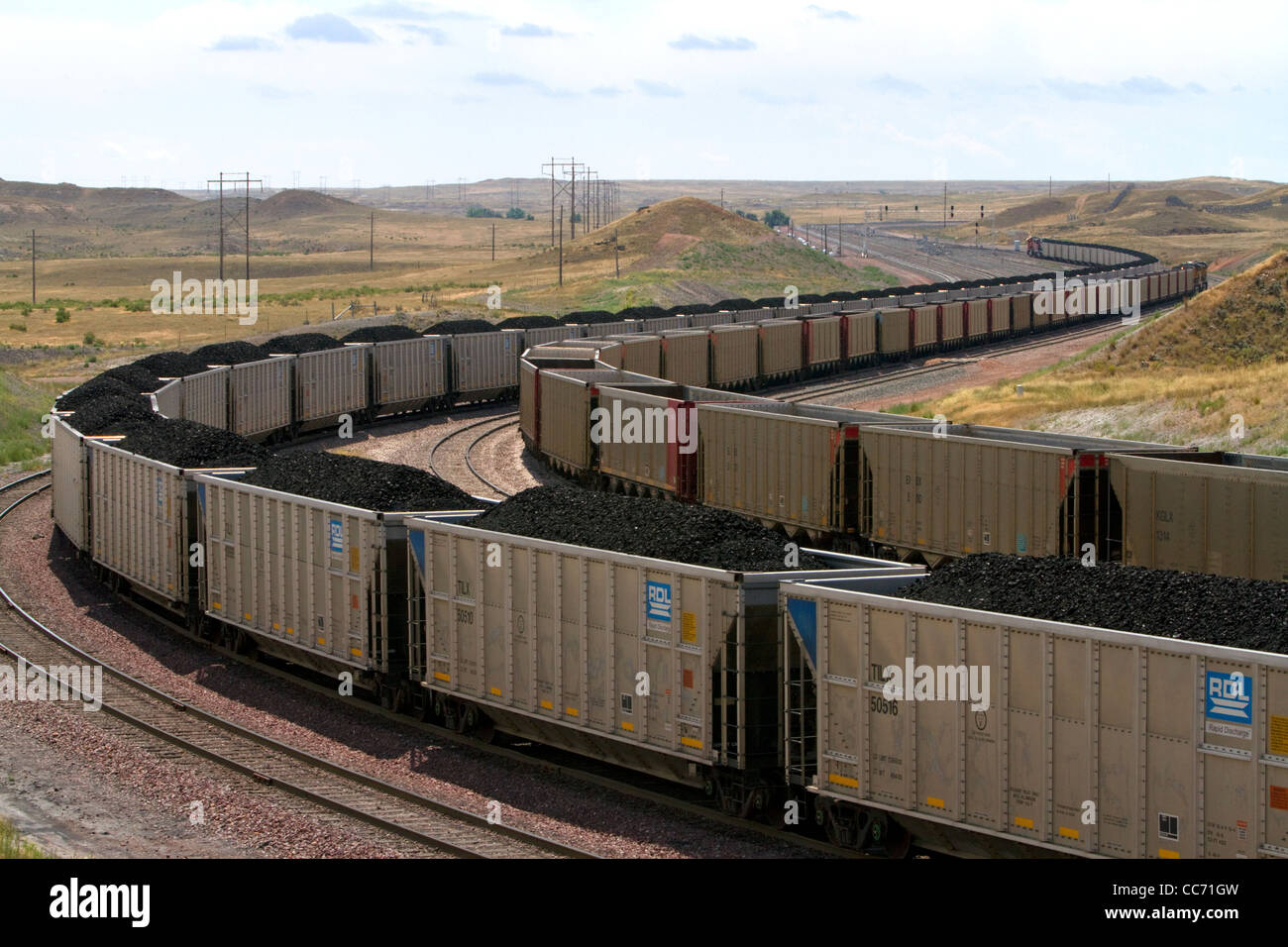 Massa di carbone di treni in Campbell County, Wyoming negli Stati Uniti. Foto Stock