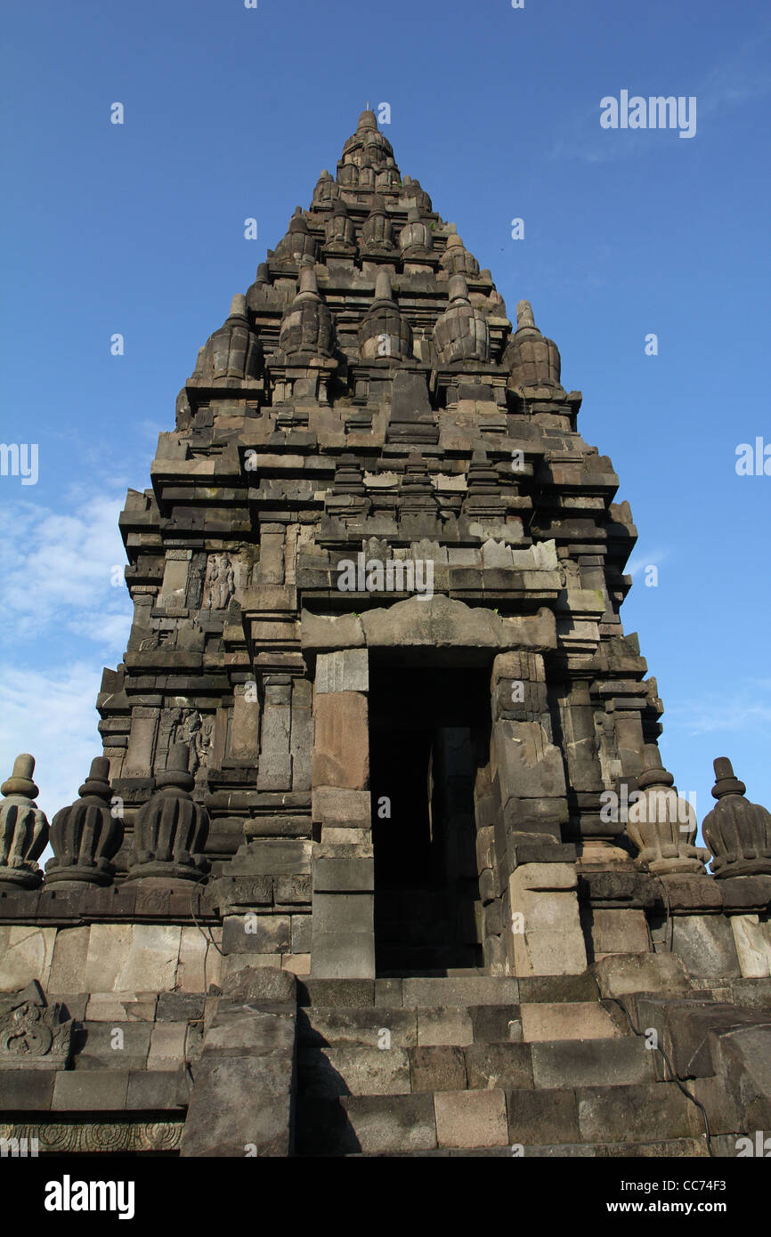 Prambanan tempio indù di Yogyakarta Indonesia Java Centrale sollievo UNESCO World Heritage Site Candi Shiva Mahadeva monumen complesse Foto Stock