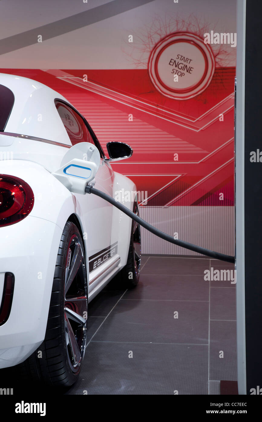 Detroit, Michigan - la Volkswagen e-Bugster concept car elettrica sul display al North American International Auto Show. Foto Stock
