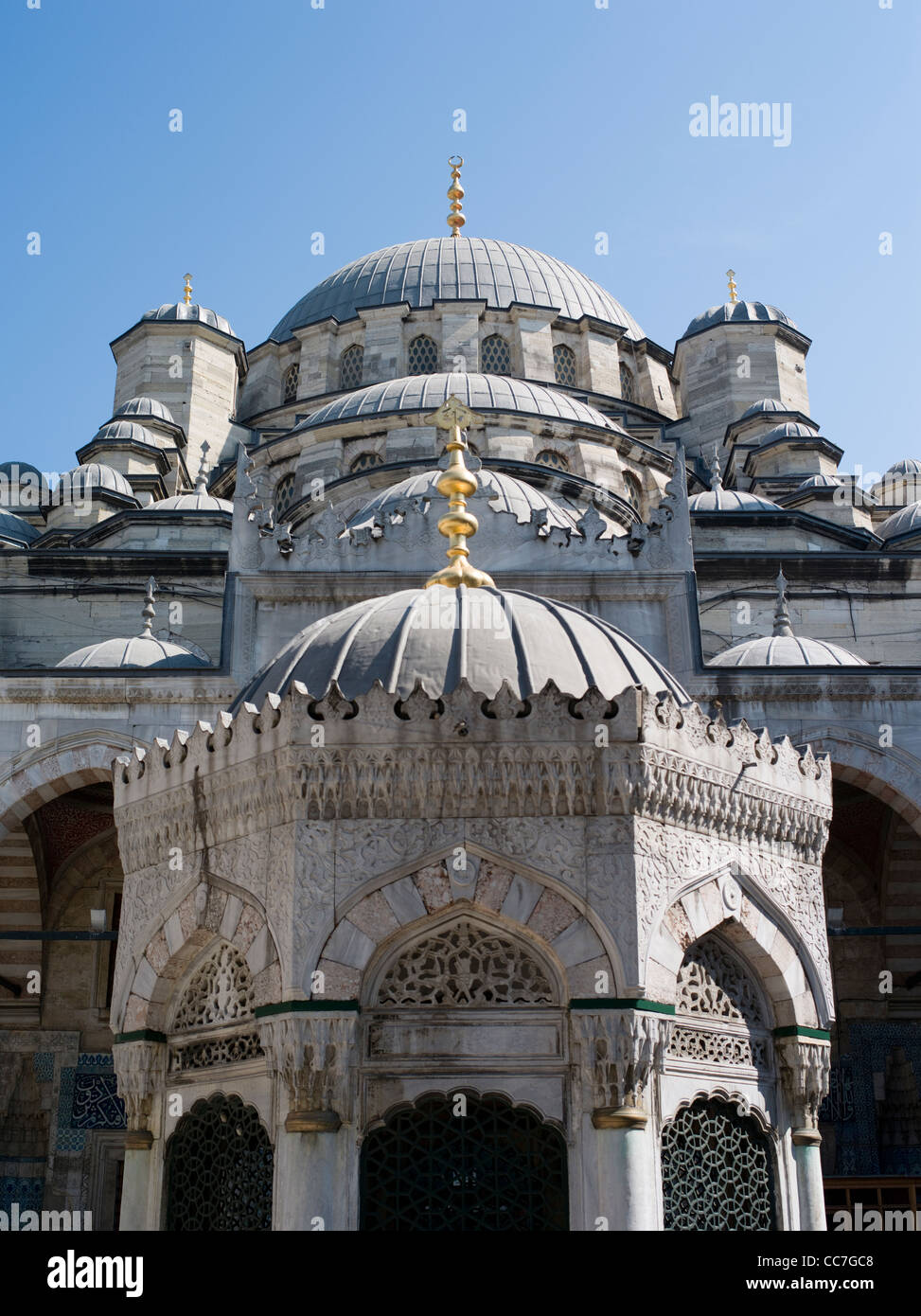 Yeni Camii la moschea nuova o Moschea del Sultano valido? Istanbul, Turchia Foto Stock
