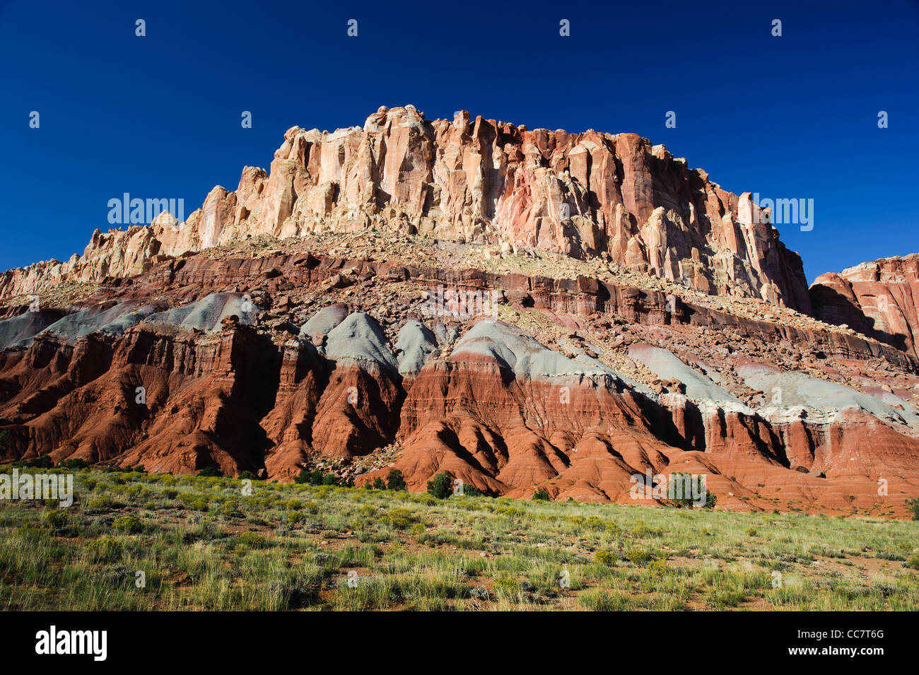 Montagna nel Parco nazionale di Capitol Reef, Utah, Stati Uniti d'America Foto Stock