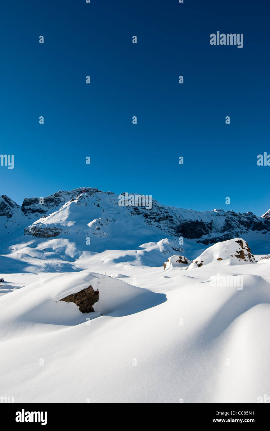 Paesaggio di montagna a Melchseefrut in inverno, Svizzera. Foto Stock