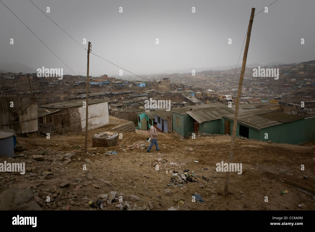 Alta Vega - un pubelo joven o villaggio squatter in Lima, Perù, Sud America. Foto Stock