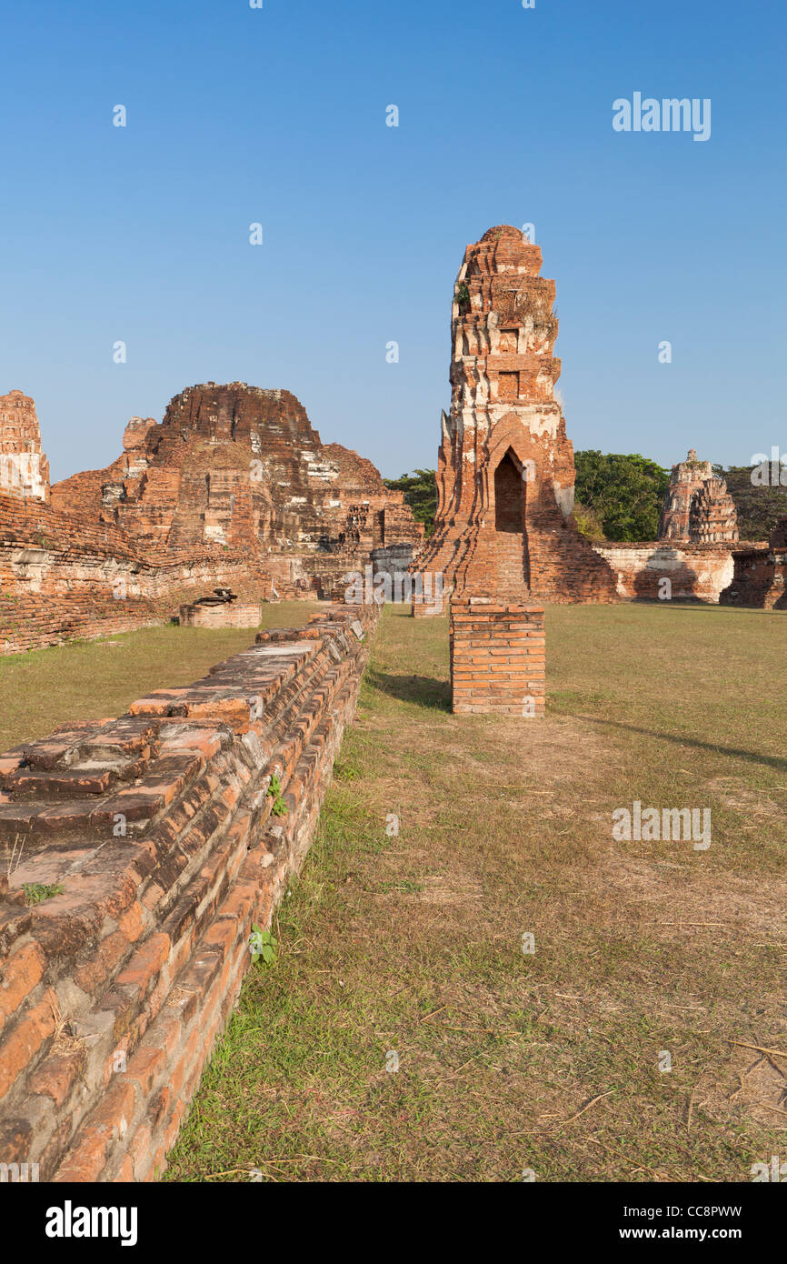 Le rovine di Wat Phra Mahathat, Ayutthaya, Thailandia Foto Stock