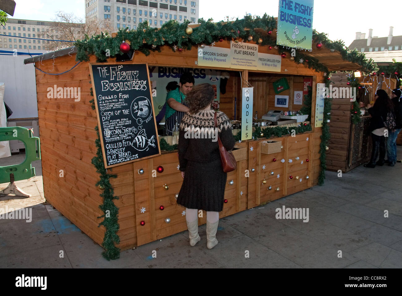 Il tedesco Mercatino di Natale a South Bank di Londra Foto Stock