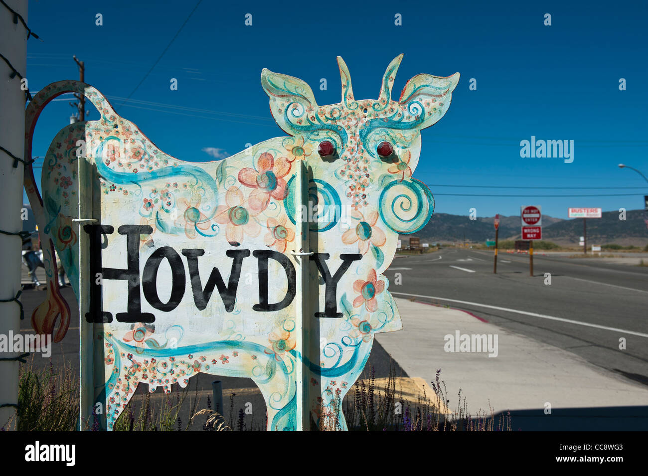 Howdy strada segno decorativo, Bridgeport, Mono County, California, Stati Uniti Foto Stock