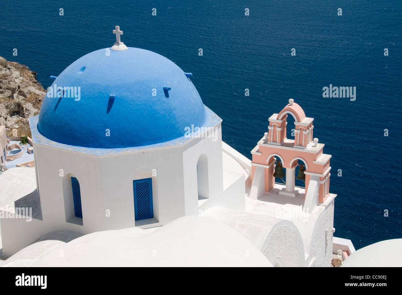 Chiesa ortodossa sull'isola di Santorini, Grecia Foto Stock