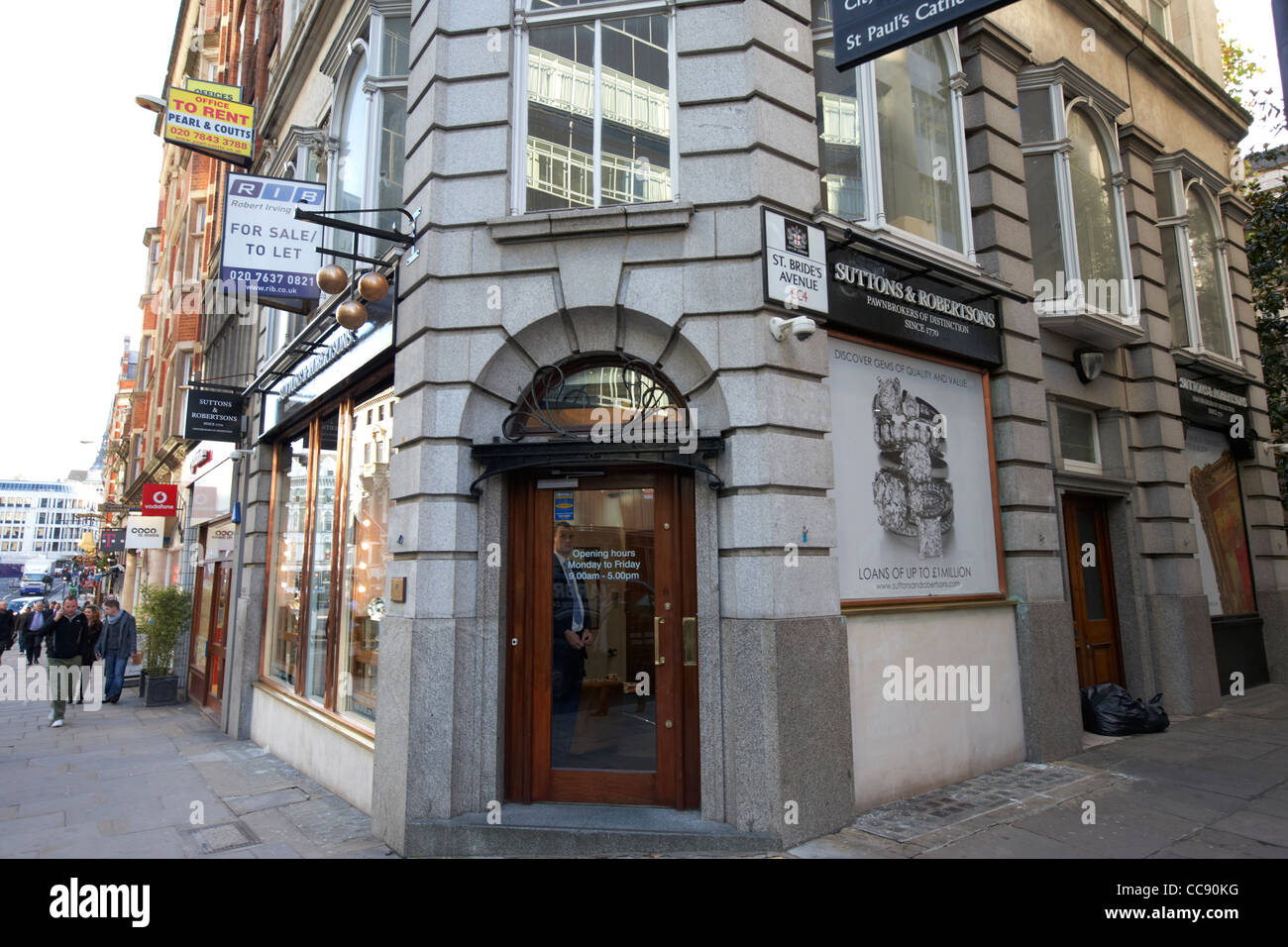 E suttons robertsons pawnbrokers sul fleet street Londra Inghilterra Regno Unito Regno Unito Foto Stock