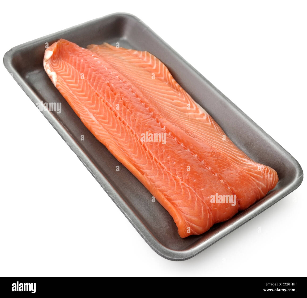 Materie Filetto di salmone su un vassoio di supermercati. Foto Stock