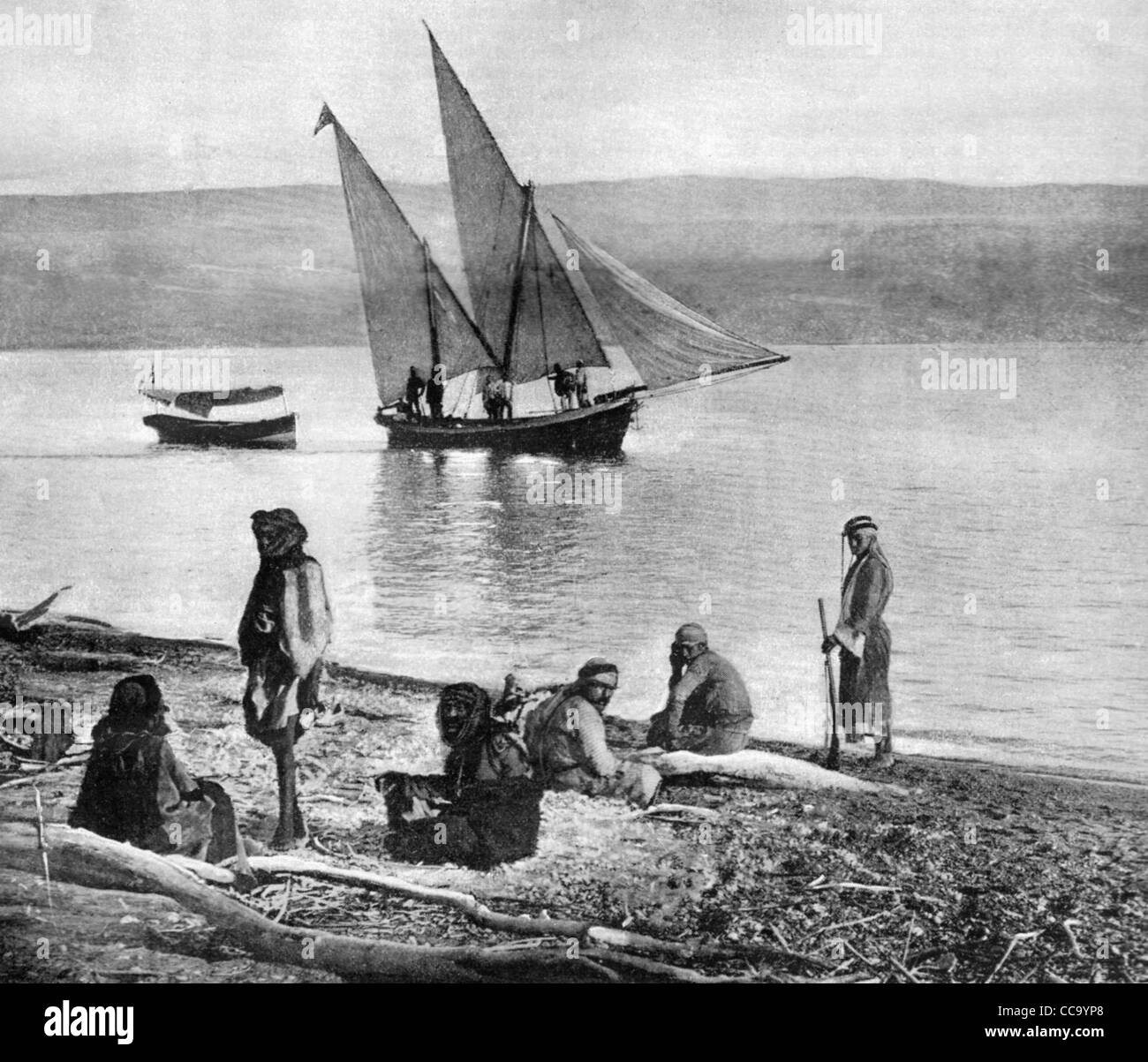 Sulla riva del mare di Galilea, Palestina, Terra Santa, circa 1894 Foto Stock