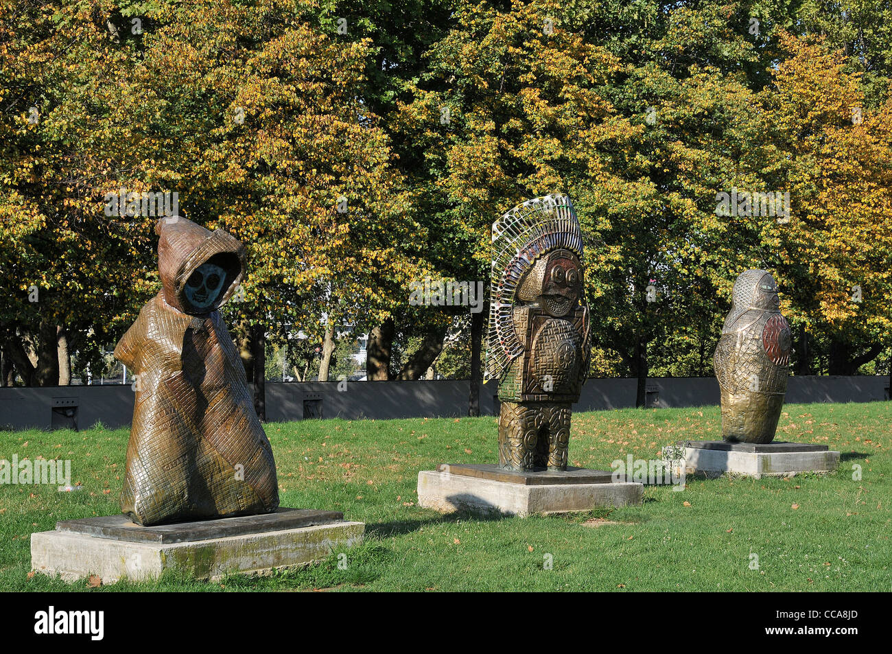 Statua al parco di Bercy Parigi Francia Foto Stock