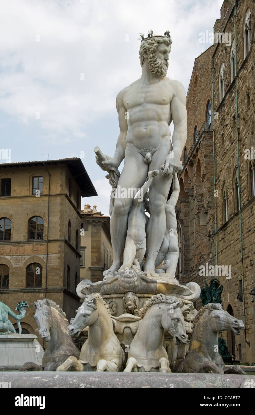 La fontana del Nettuno di Firenze Piazza della Signoria Foto Stock