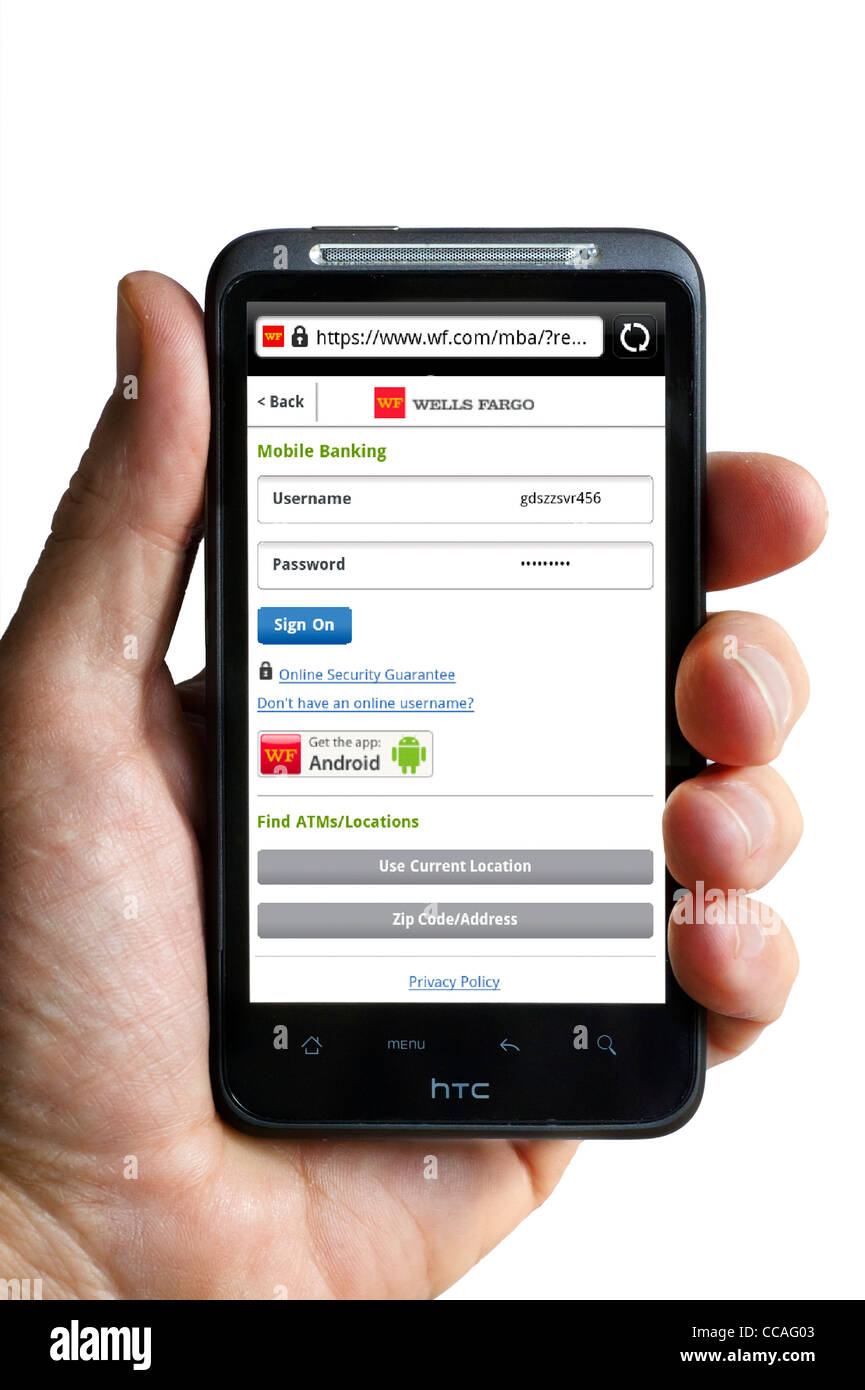 Accesso a online mobile banking con Wells Fargo Bank su uno smartphone HTC Foto Stock