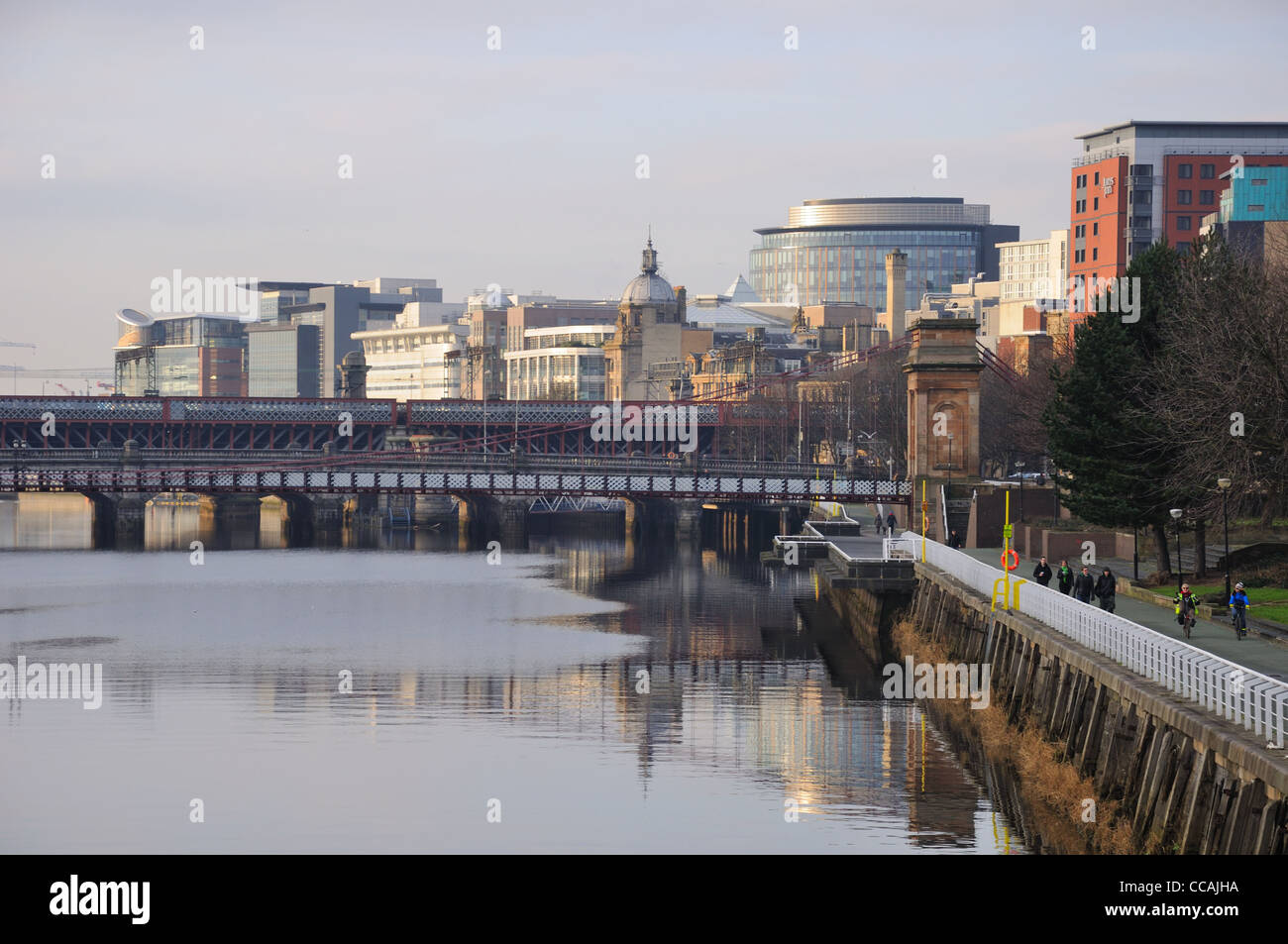 Città di Glasgow, Scotland, Regno Unito. Fiume Clyde waterfront scena. Foto Stock