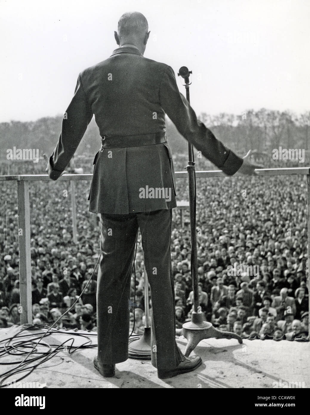 Il generale CHARLES DE GAULLE facendo un discorso nel 1944 durante la sua visita in Canada Foto Stock
