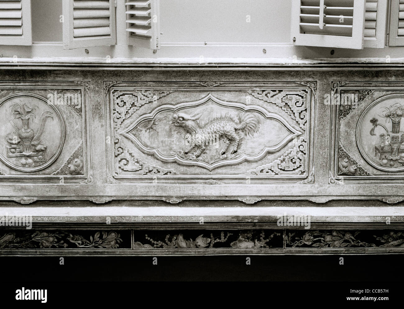 Fotografia di viaggio - architettura di interni di un tradizionale Baba Nonya casa Peranakan edificio di Melaka Malacca malese nel sud-est asiatico in Estremo Oriente Foto Stock