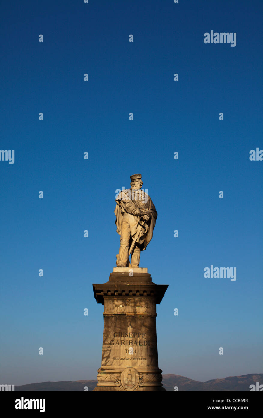 La statua di Giuseppe Garibaldi. Todi, Umbria, Italia. Foto Stock
