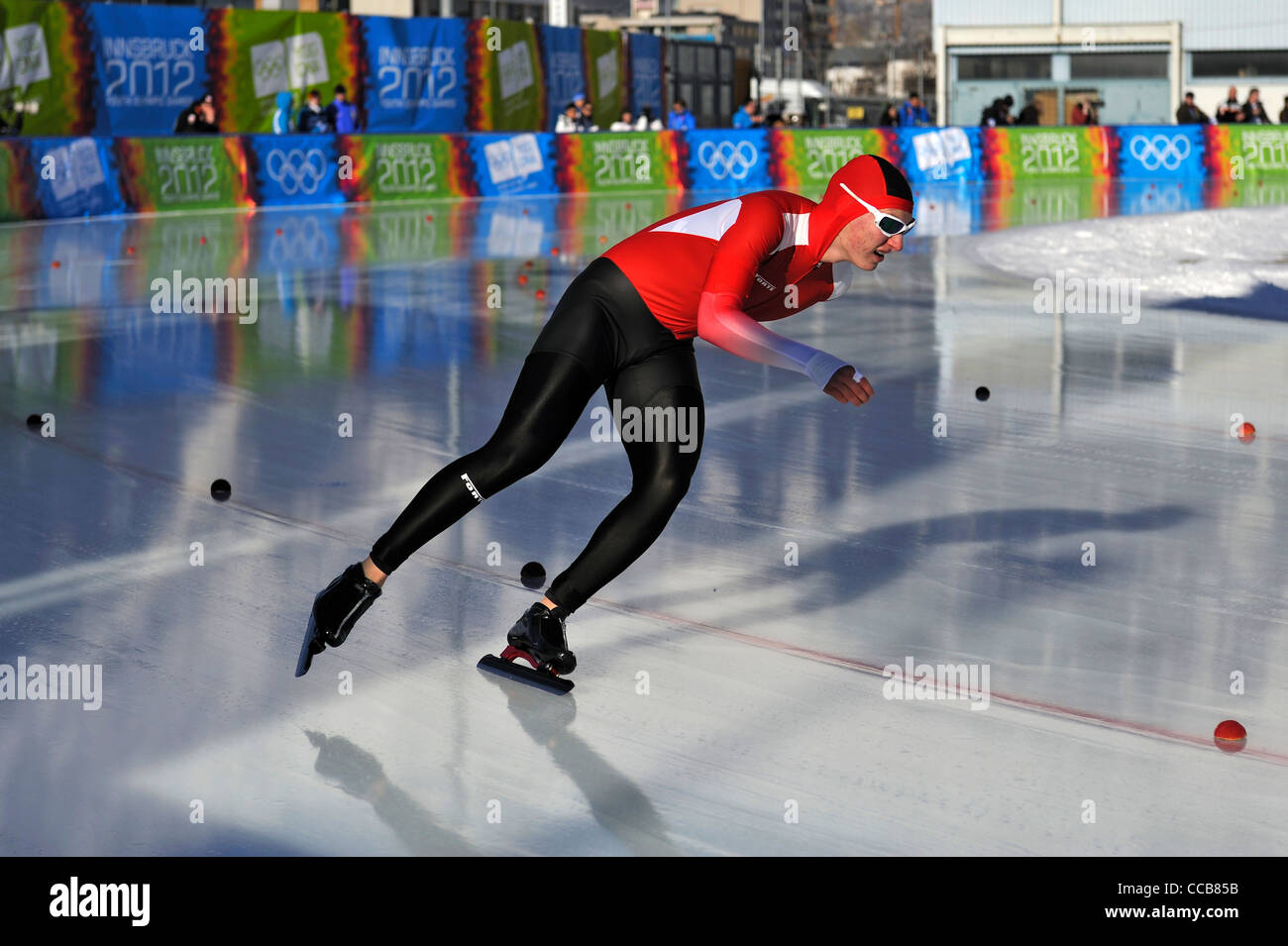 Mens 1500m di pattinaggio di velocità in corrispondenza della prima giovinezza Olimpiadi invernali - Innsbruck Foto Stock